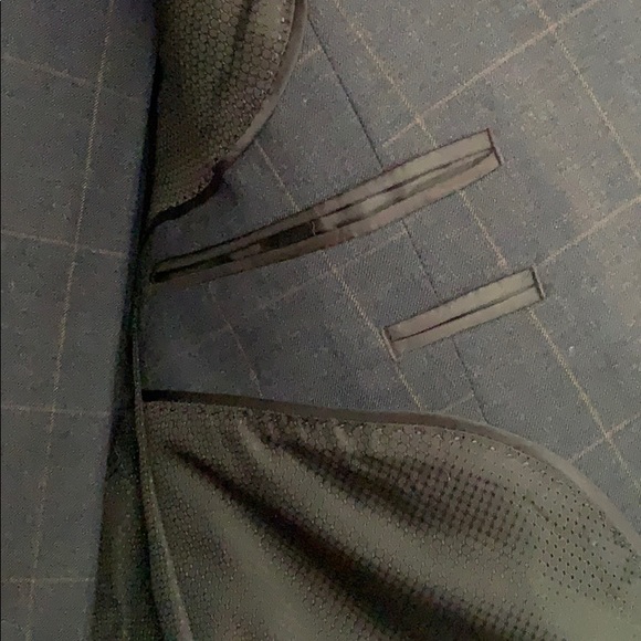 Macy’s dark blue suit Great condition 100% wool